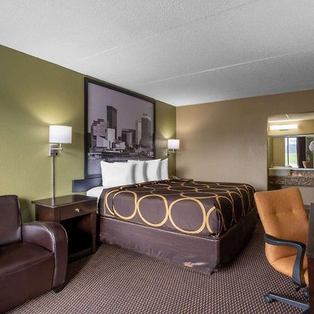 Super 8 By Wyndham Perrysburg-Toledo Hotel Kültér fotó