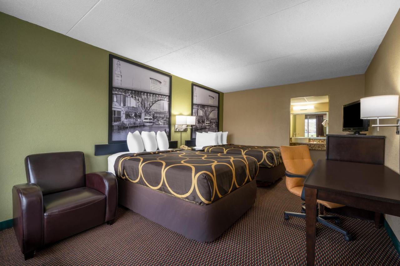 Super 8 By Wyndham Perrysburg-Toledo Hotel Kültér fotó