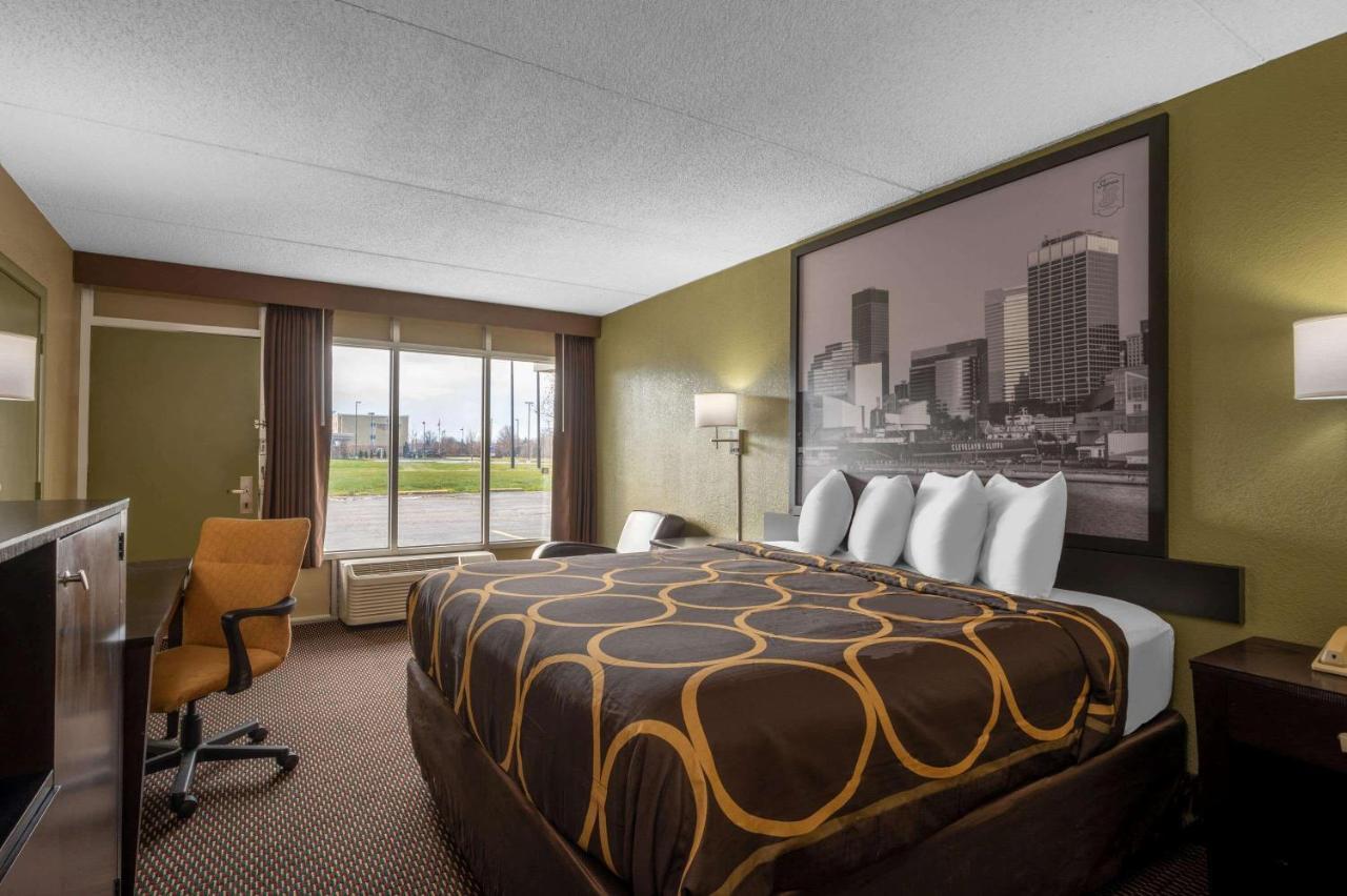 Super 8 By Wyndham Perrysburg-Toledo Hotel Kültér fotó