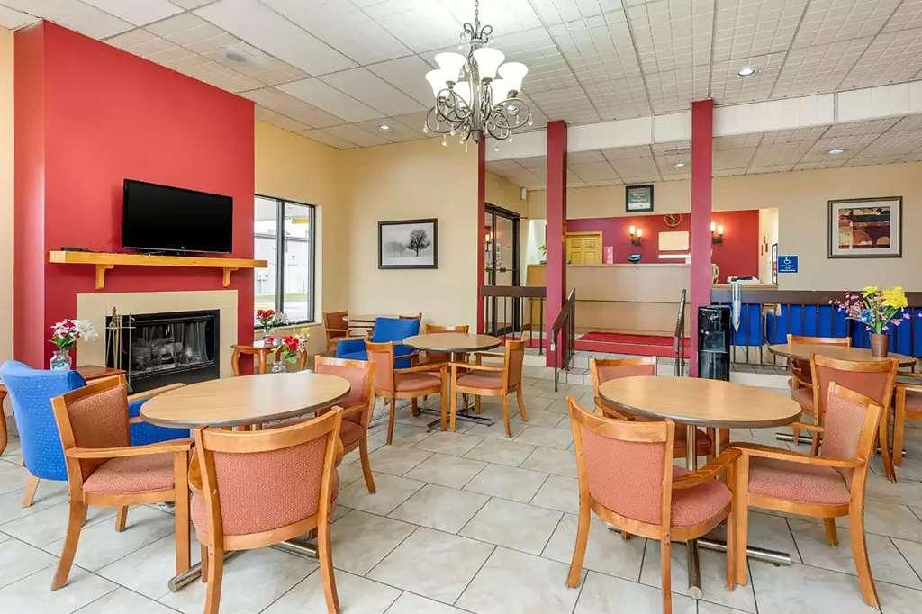Super 8 By Wyndham Perrysburg-Toledo Hotel Létesítmények fotó