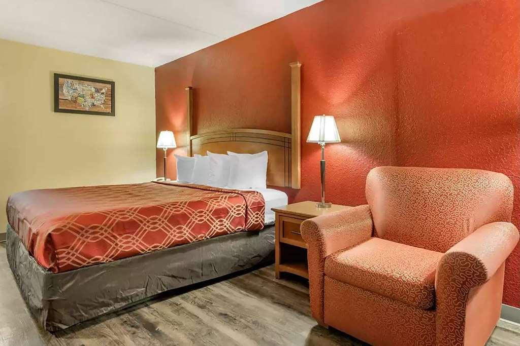 Super 8 By Wyndham Perrysburg-Toledo Hotel Szoba fotó