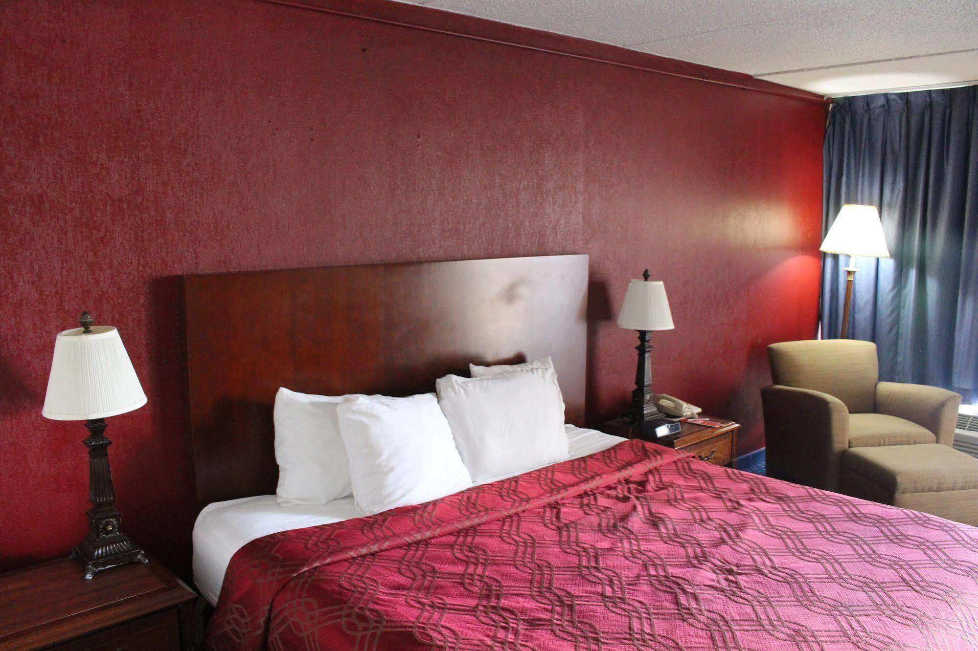 Super 8 By Wyndham Perrysburg-Toledo Hotel Kültér fotó